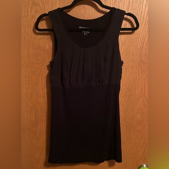 Black Mac and Jac  tank top with pleated detailing on top - Picture 1 of 4